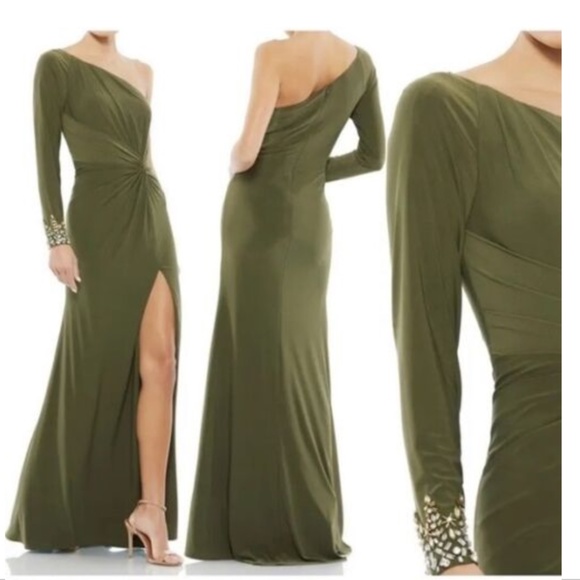 Mac Duggal Dresses & Skirts - NEW $398  Mac Duggal One-Shoulder Long Sleeve Jersey Gown Size 16